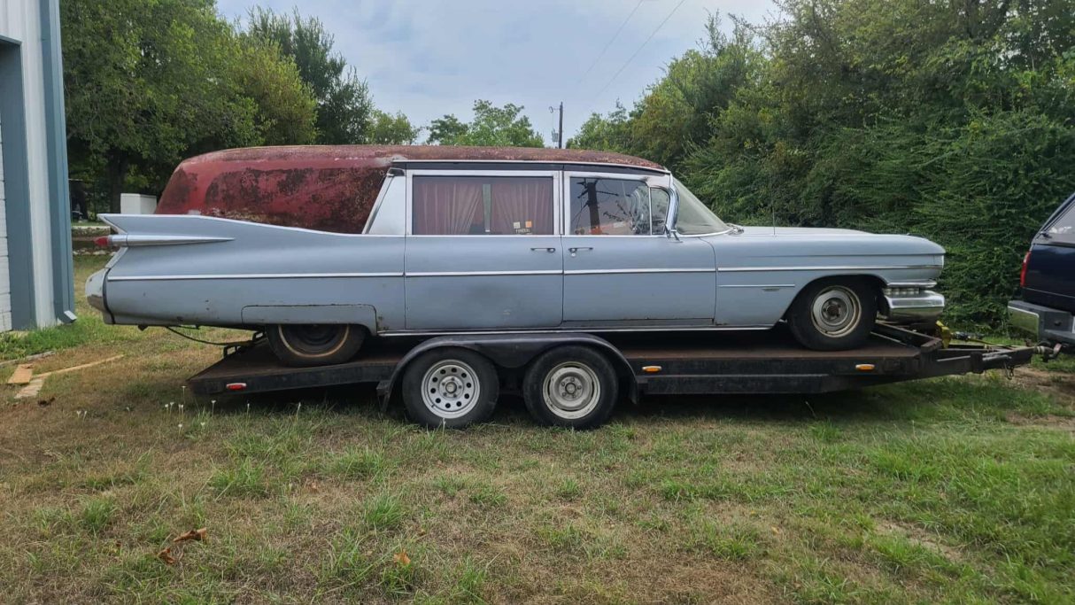 Essex Ecto-1 trailered ready for transport Essex Ecto-1 trailered ready for transport